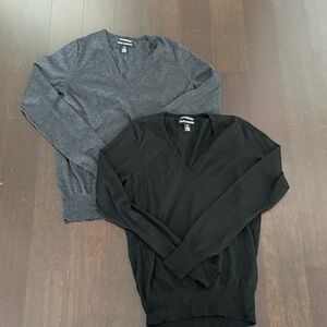 Club Monaco V-Neck Sweater Duo - Black and Gray
100% Italian Merino Wool
